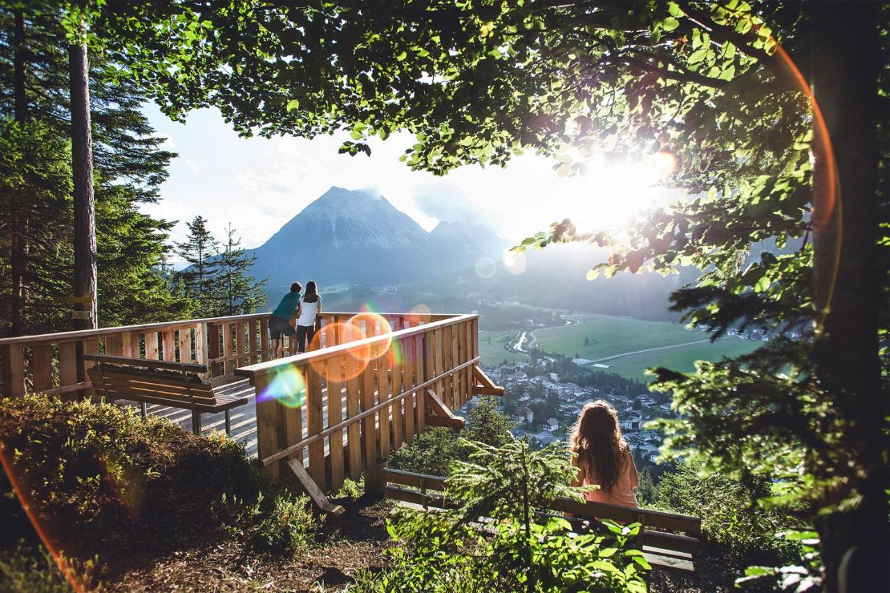 Vitalhotel Kaiserhof Seefeld in Tirol Extérieur photo